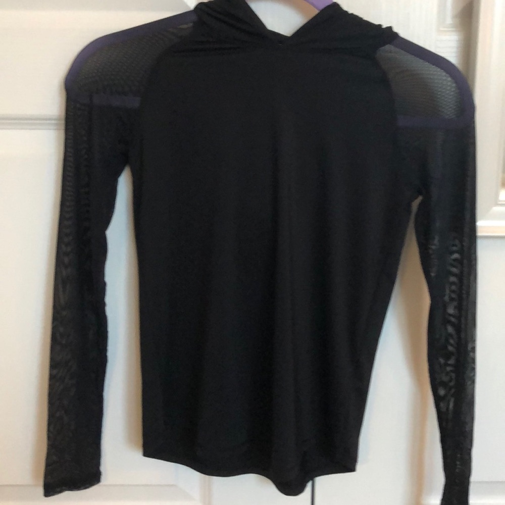 Athletic black long sleeve with mesh sleeves, hood